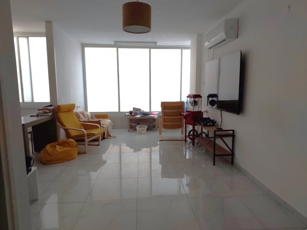 Аренда 4-комнатной квартиры в центре Бат Яма