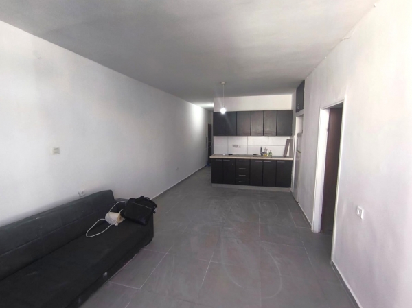 Сдаются комнаты в 4-комнатной квартире после ремонта.