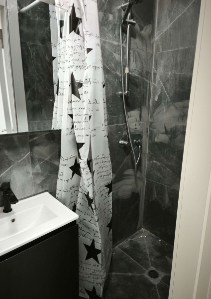 Сдаётся однокомнатная квартира в Холоне