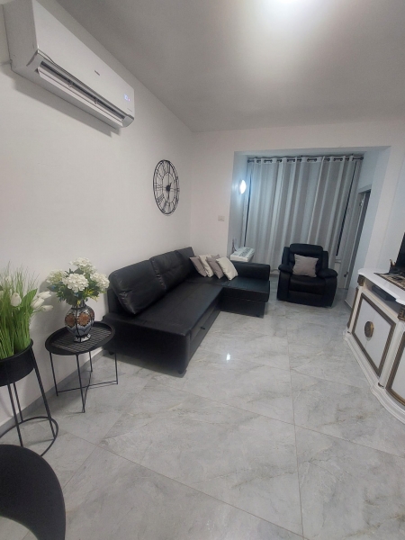 4-комнатная квартира в центре города Бат-Ям