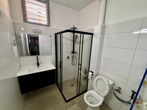 Сдаётся 3-комнатная квартира с ремонтом