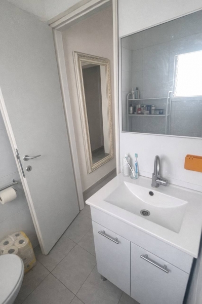 Сдаётся уютная 2-комнатная квартира с крышей