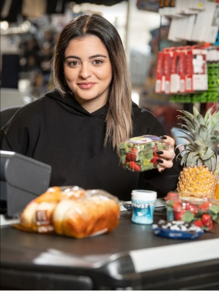 в городе Беэр яков требуются кассиры!