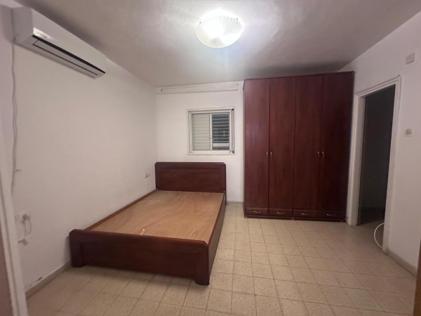 Сдается 4-х комнатная квартира в центре Герцлии