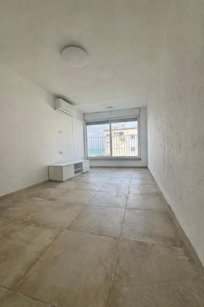 Сдается 3-х комнатная квартира в Кирьят Хаим на ул. Дгания