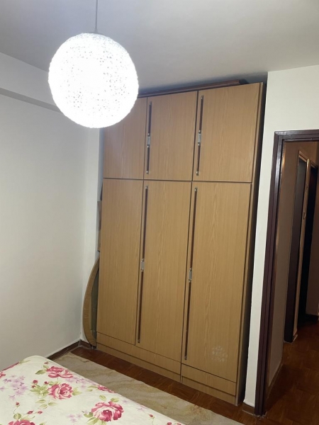 сдам продам 3 комн квартиру , частично мебилиров , с холодильник