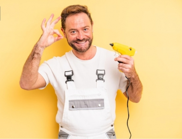 Нужны сотрудники устанавливать шлагбаумы