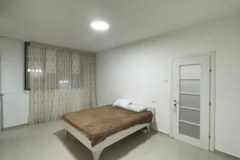 В аренду 4х-комнатная на A. D. Gordon St 5, Netanya за 6000 ₪