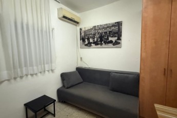 В аренду студия на Zomerstein 14 Netanya, за 2300 ₪
