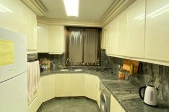 Большая комната в аренду на набережной Бат Ям с личным балконом