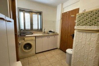 В аренду студия на Sha'ar HaGai St 10, Netanya за 2400 ₪