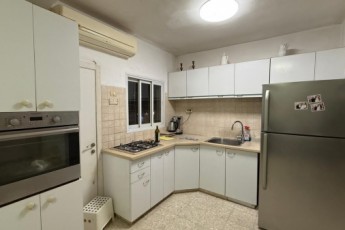 В аренду 3х-комнатная с двориком на Borohov 9, Netanya за 4500 ₪