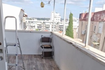 В аренду 2, 5-комнатная на Ya'akov Weiss St 8, Netanya за 3800 ₪