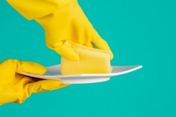 На Мойку посуды в небольшую пекарню нужен мужчина