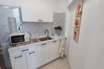 Срочно по случаю. На съем в Петах Тикве.