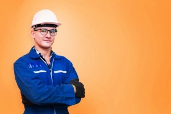 Протяжка кабелей, подключение оптоволокна на различных объектах