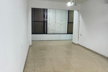 Аренда 3-комнатной квартиры в Бат Яме — у моря!