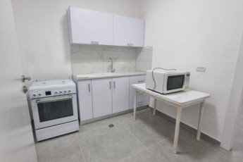 Срочно по случаю. На съем в Бат Яме .