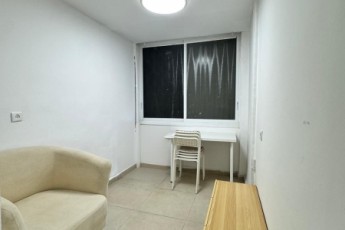 Сдаётся 2-комнатная квартира, Кирьят Бялик, ул. Хаим