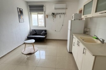 Сдаётся 2-комнатная квартира, Кирьят Моцкин, ул. Есефталь