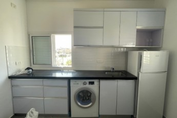 В аренду студия на HaMeyasedim 12, Netanya за 3000 ₪