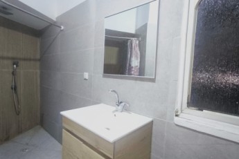 Светлая квартира после ремонта в центре города