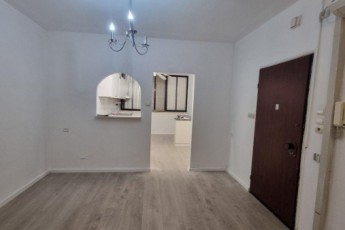 Срочно по случаю. На съем в Петах Тикве.