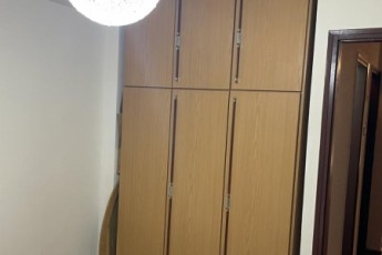 сдам продам 3 комн квартиру , частично мебилиров , с холодильник