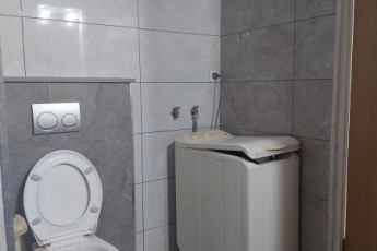 Прекрасная двухкомнатная10 минут от Рош-Айна