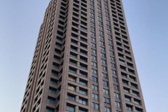 В Migdal City Tower Ramat Gan сдается в аренду новый меблированн