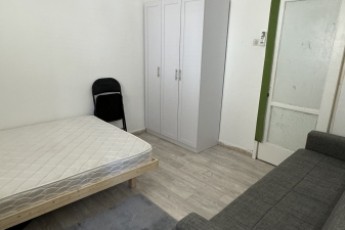 Комната с личным балконом в аренду Бат Ям