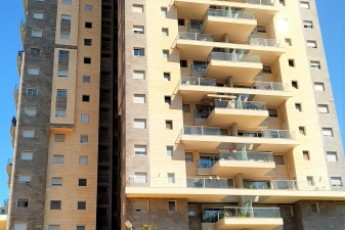 На продажу квартира+уже сданная жильцам студия