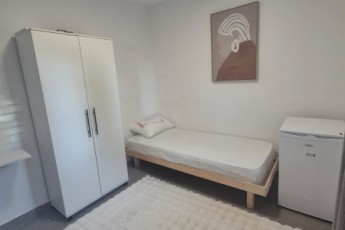 Комната рядом с морем в аренду в Бат Ям