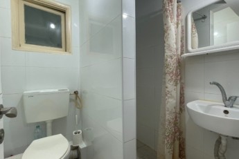 В аренду 2х-комнатная на Sha'ar ha-Emek St 4, Netanya за 3500 ₪
