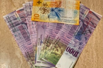 Куплю, обмен швейцарские франки 8 серии, английские фунты