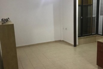 Сдается студия в Холоне